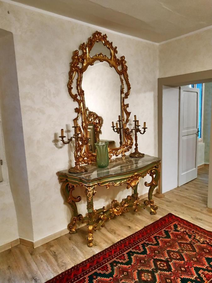 Вилла Casale Storico Enzo Кастельнуово-дель-Гарда Экстерьер фото